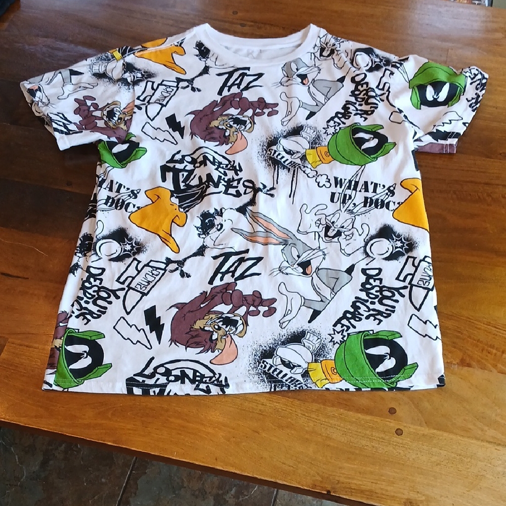 Warner Bros Looney Tunes Characters: Bugs, Daffy, Marvin Martian, Taz Tee
